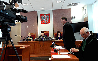 Sąd w Olsztynie odroczył apelację ws. komornika i rzeczoznawcy skazanych za przekroczenie uprawnień i niedopełnienie obowiązków